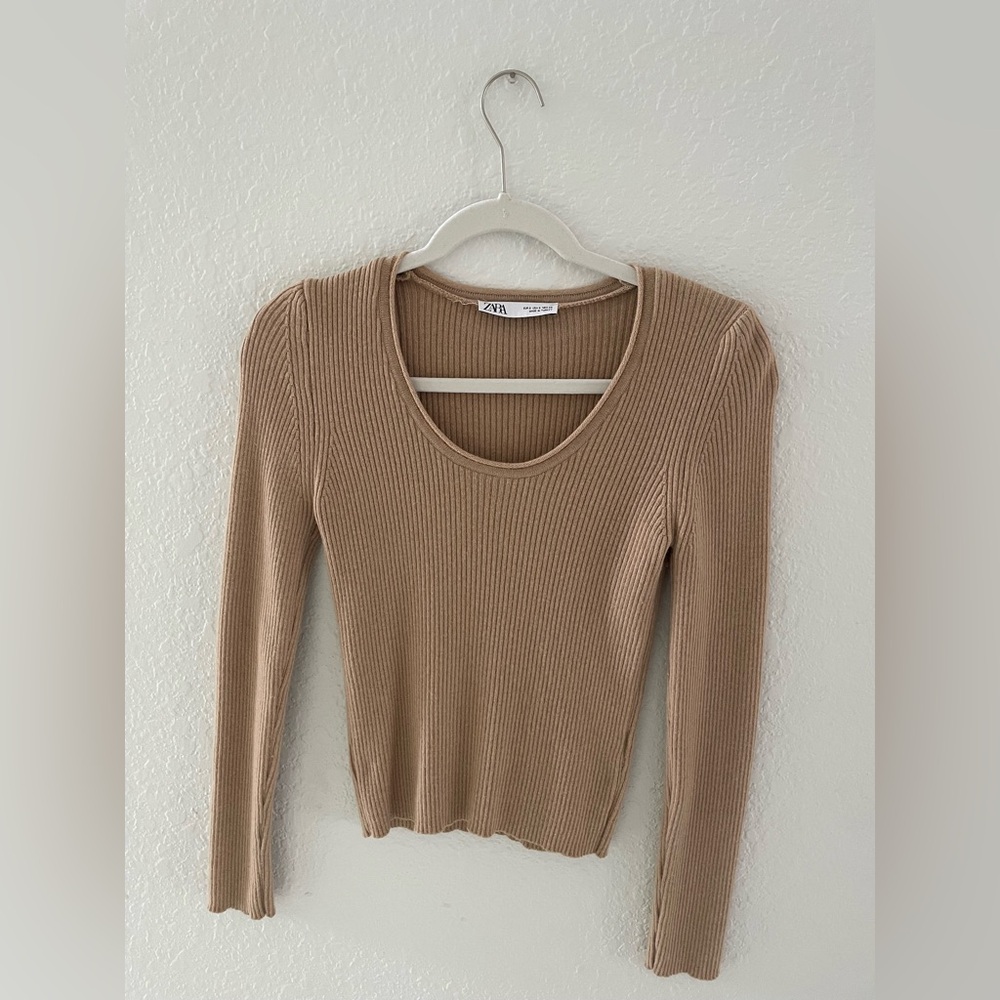 Zara light caramel Knit Top sweater EURO S USAS MEX 26 MADE IN TURKEY.Like new